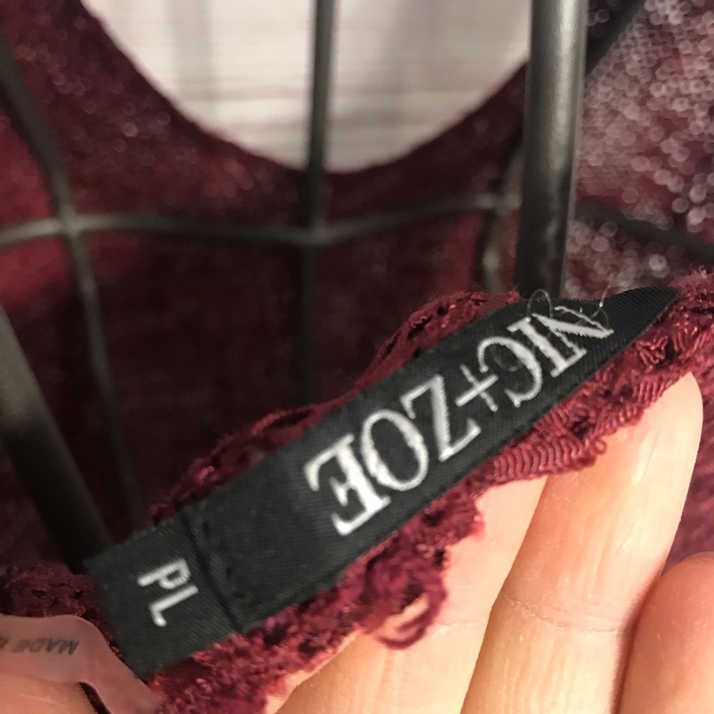 PETITE NIC + ZOE Crocheted Sleeveless Maroon Tank Top Size Large - Picture 10 of 11